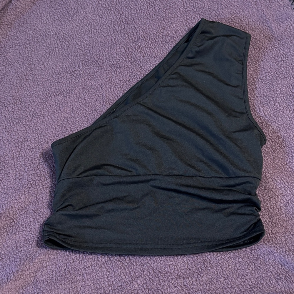 Black One-Shoulder Top